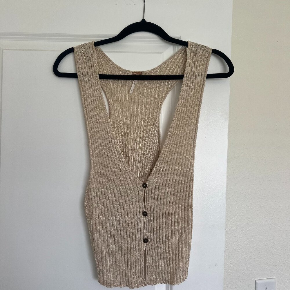 Free People Gold Razorback Tank Size Medium Gold Buttons Never Worn, Knit